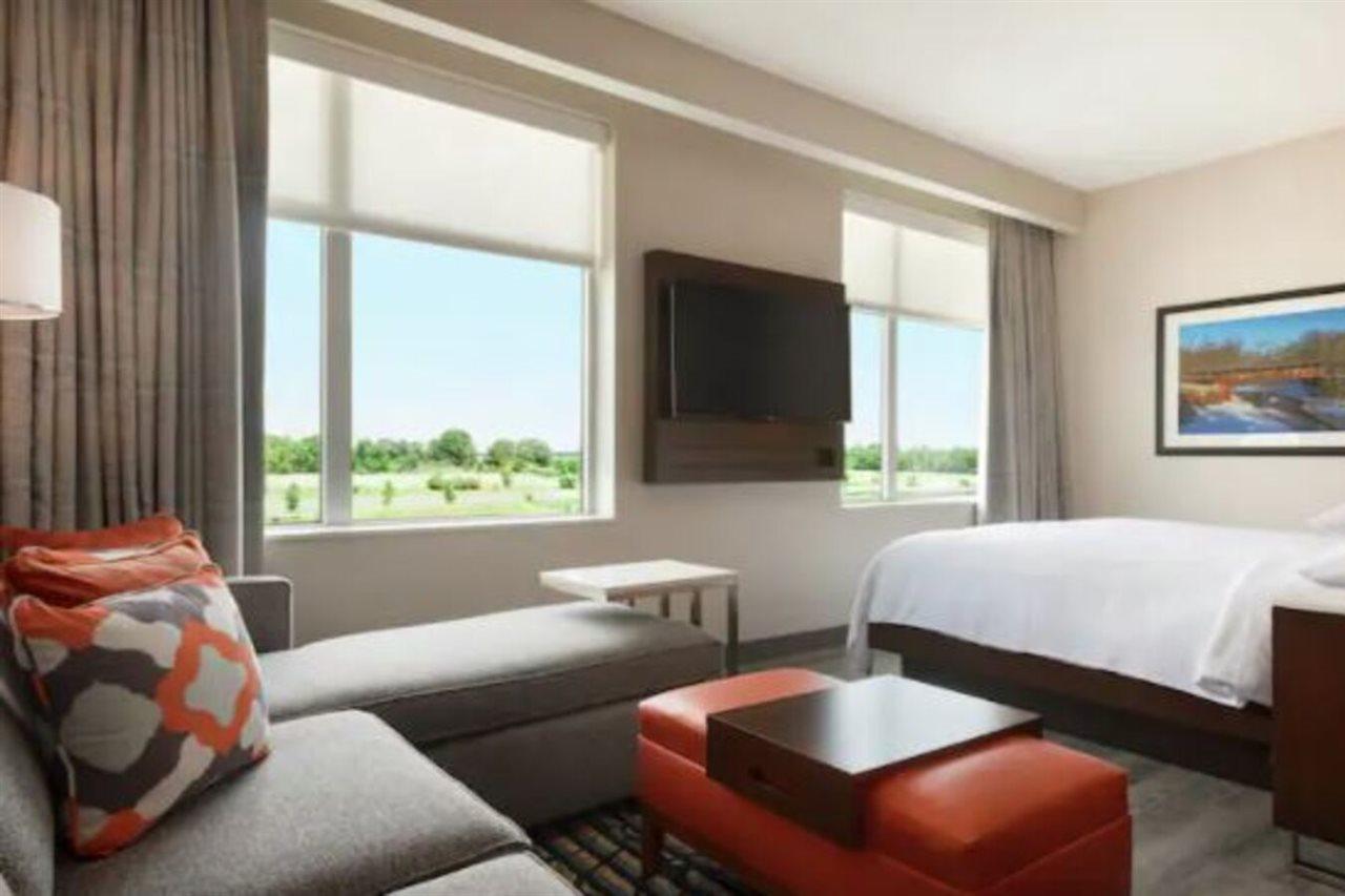 Embassy By Hilton Indianapolis Conv Ctr 4*