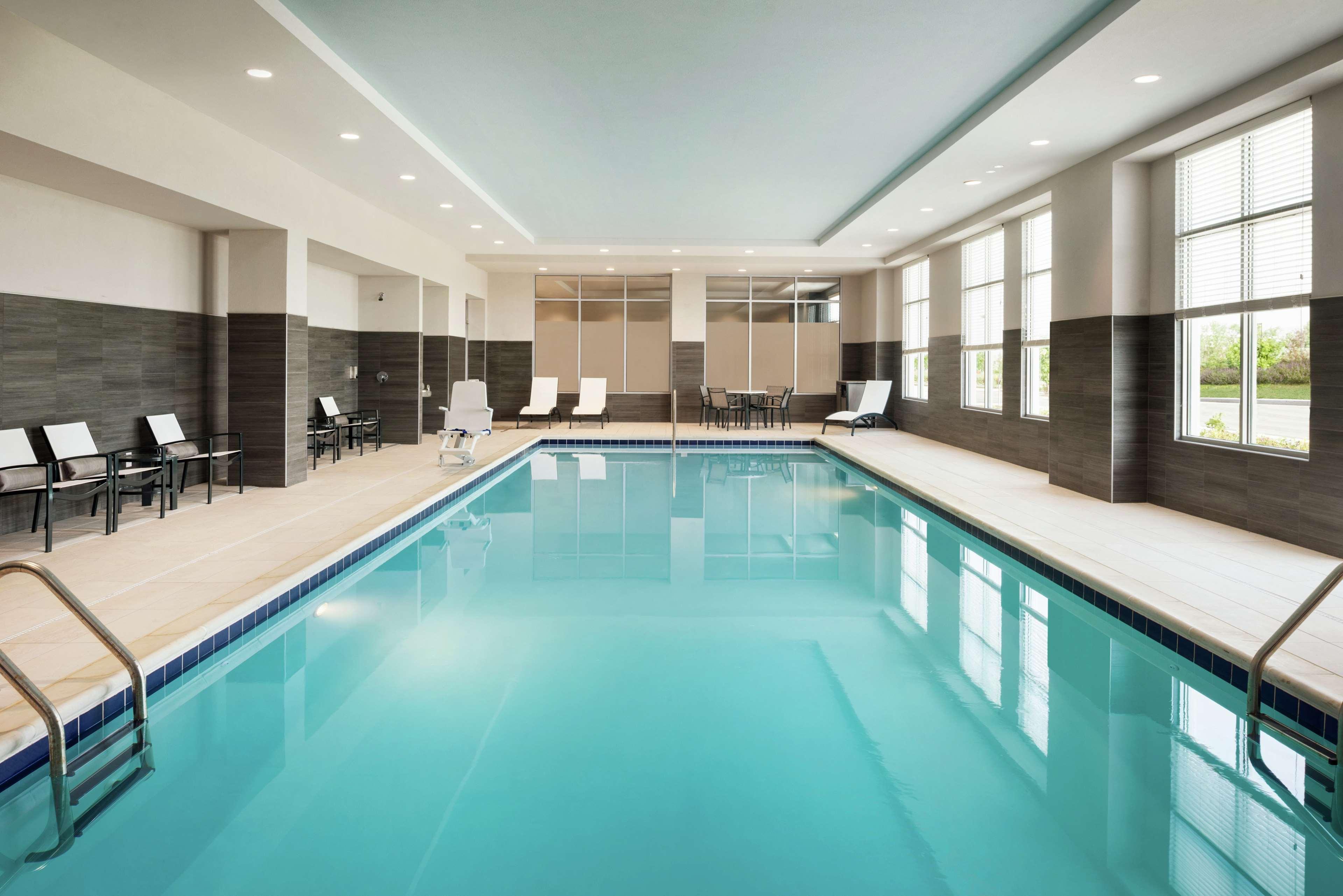 Embassy By Hilton Indianapolis Conv Ctr Hotel Noblesville